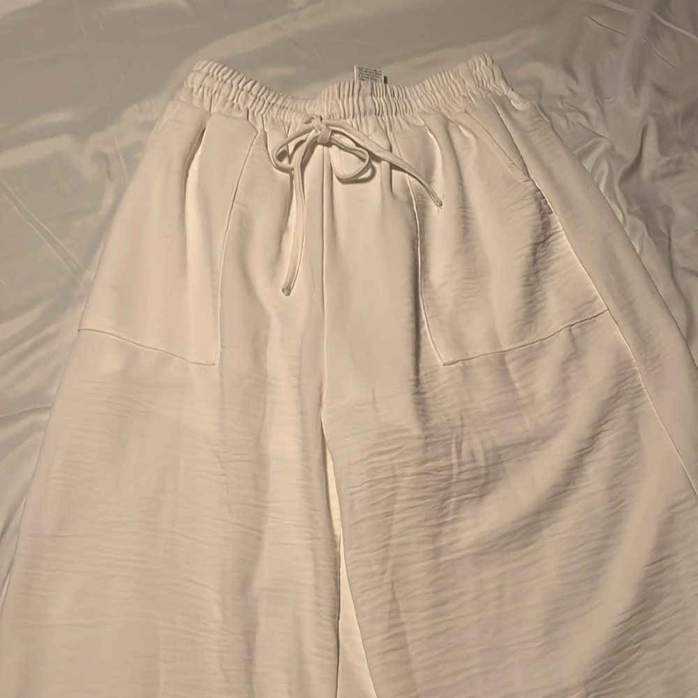 White flowy pants